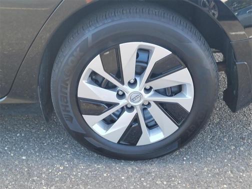 2025 Nissan Altima S