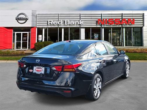 2025 Nissan Altima S