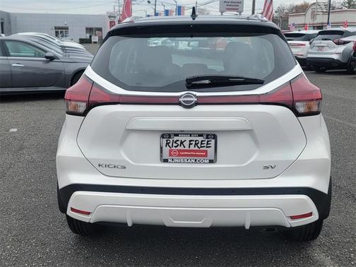 2024 Nissan Kicks SV