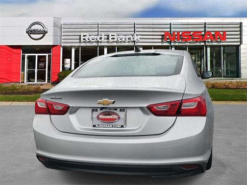 2017 Chevrolet Malibu 1LS