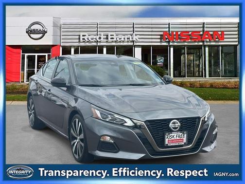 2021 Nissan Altima 2.0 SR