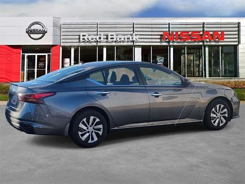 2025 Nissan Altima S