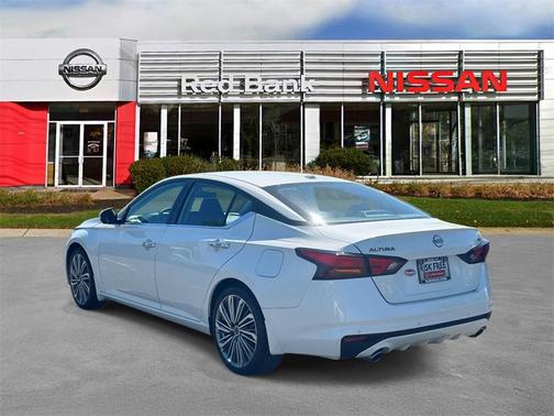 2024 Nissan Altima 2.5 SL