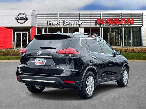 2018 Nissan Rogue SV