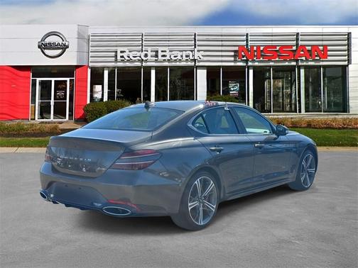2025 Genesis G70 2.5T
