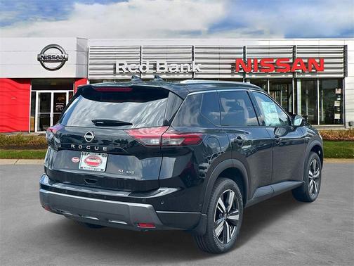 2025 Nissan Rogue SL