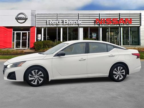 2025 Nissan Altima S