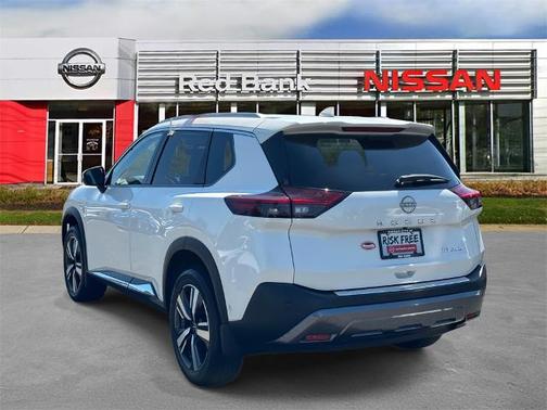 2022 Nissan Rogue SL
