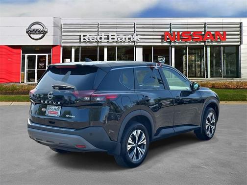 2022 Nissan Rogue SV