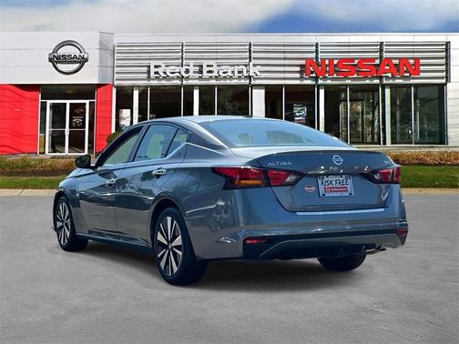2021 Nissan Altima 2.5 SV