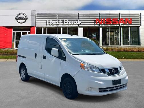 2020 Nissan NV200 SV