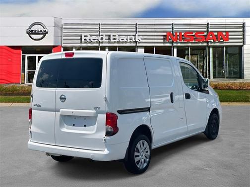 2020 Nissan NV200 SV