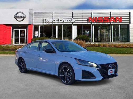 2023 Nissan Altima 2.5 SR