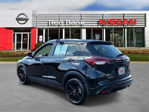 2024 Nissan Kicks SV