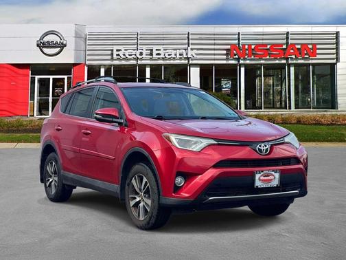 Barcelona Red Metallic 2016 Toyota RAV4 XLE