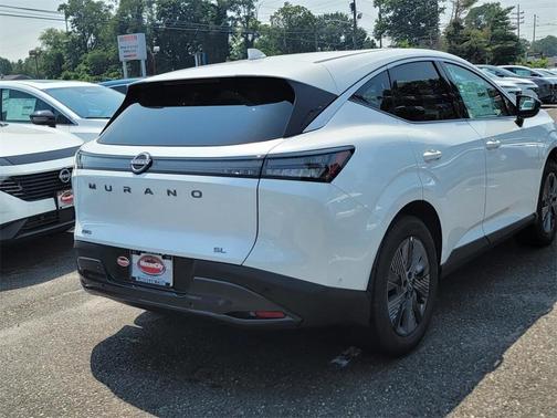 2025 Nissan Murano SL
