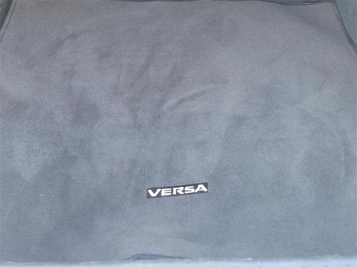 2021 Nissan Versa 1.6 SV