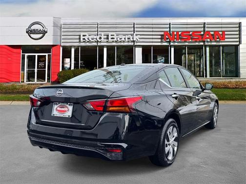 2025 Nissan Altima S