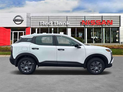 2025 Nissan Kicks S