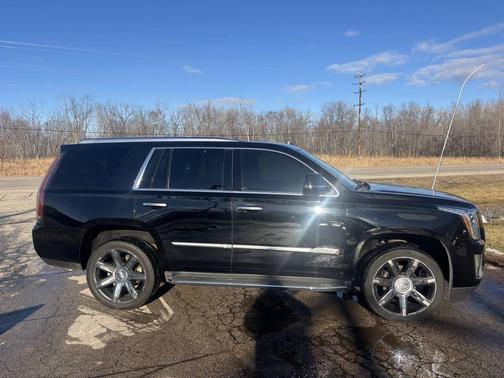 2015 Cadillac Escalade Luxury
