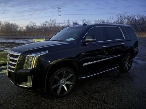 2015 Cadillac Escalade Luxury