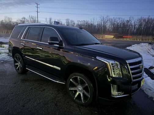 2015 Cadillac Escalade Luxury
