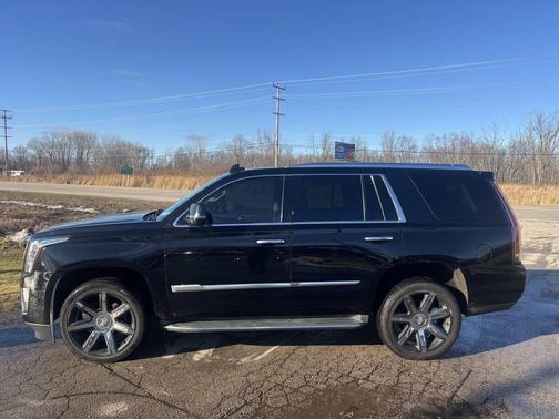 2015 Cadillac Escalade Luxury