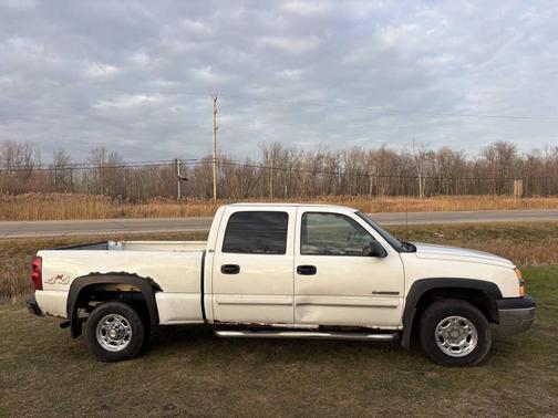 2003 Chevrolet Silverado 1500 LS