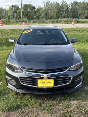 Gray 2016 Chevrolet Malibu 1LT