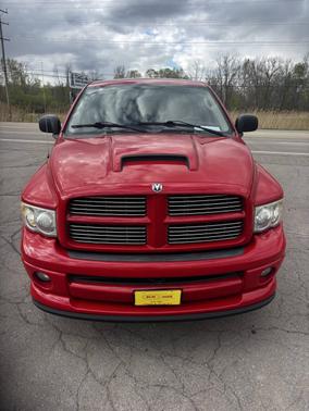 Red 2004 Dodge Ram 1500 SLT Quad Cab