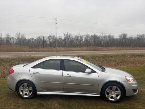 2010 Pontiac G6 Base