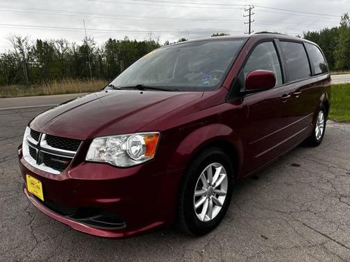Red 2014 Dodge Grand Caravan SXT