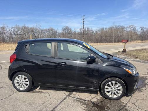 2017 Chevrolet Spark 1LT