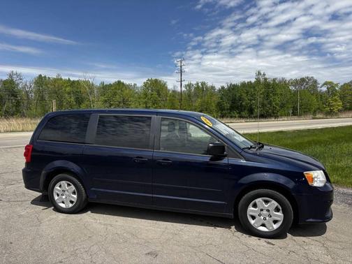 Blue 2012 Dodge Grand Caravan SE/AVP