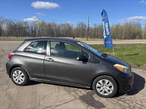 2012 Toyota Yaris L