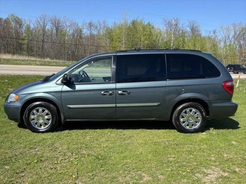 2007 Chrysler Town & Country Touring