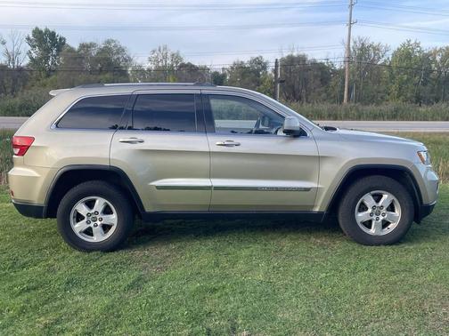 2011 Jeep Grand Cherokee Laredo