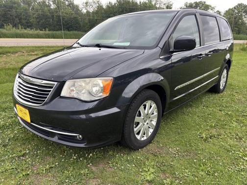 2013 Chrysler Town & Country Touring-L