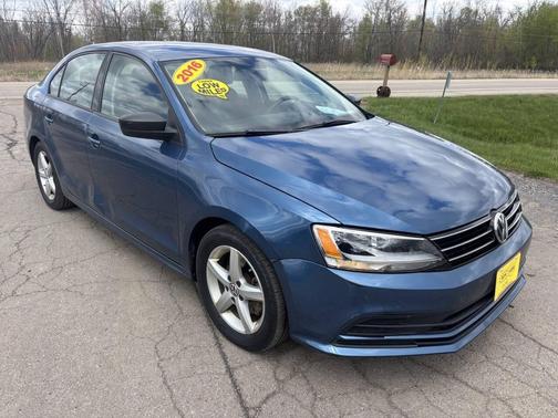 Blue 2016 Volkswagen Jetta 1.4T S