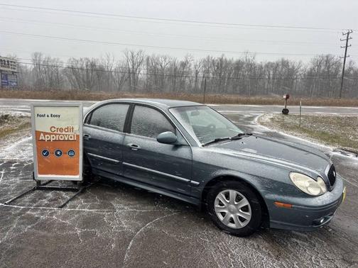 2004 Hyundai SONATA Base