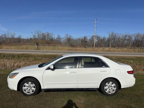 2004 Honda Accord LX 4dr Sedan