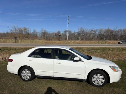 2004 Honda Accord LX 4dr Sedan