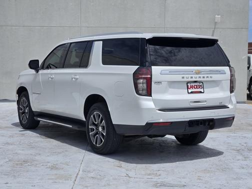 2021 Chevrolet Suburban LT