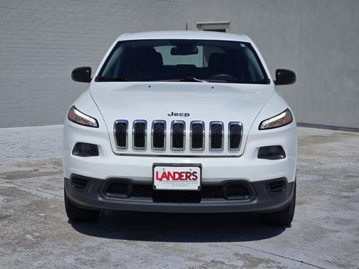 2016 Jeep Cherokee Sport