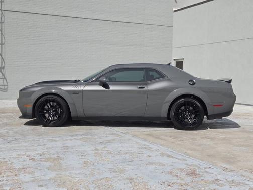 Destroyer Gray Clearcoat 2023 Dodge Challenger R/T Scat Pack Widebody