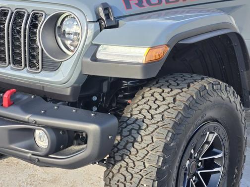 2025 Jeep Wrangler Rubicon X