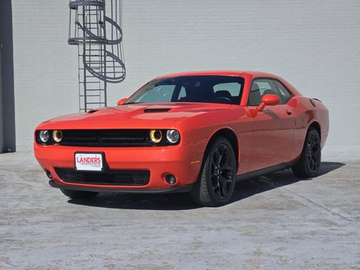 2020 Dodge Challenger SXT