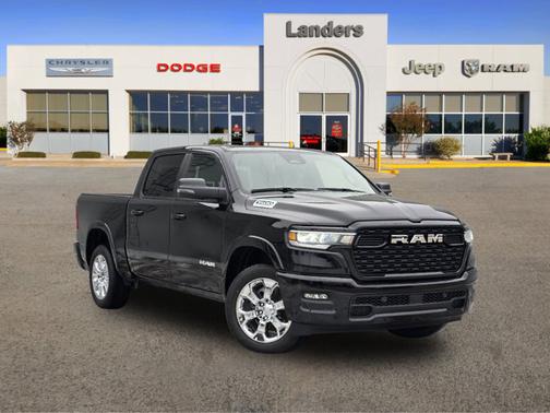 Diamond Black Crystal Pearlcoat 2026 RAM 1500 Big Horn