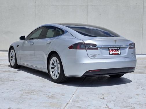 2017 Tesla Model S 75D