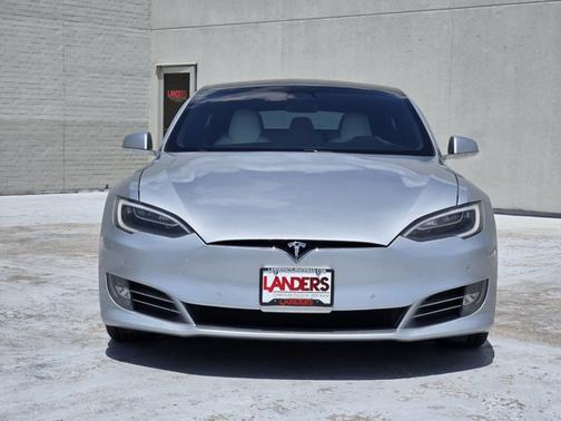 2017 Tesla Model S 75D